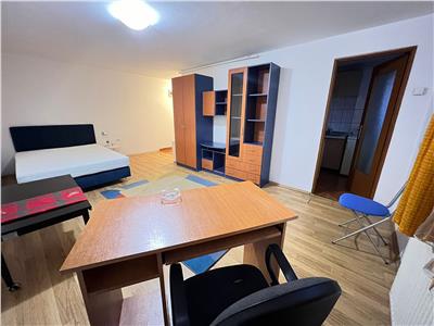 Inchiriere Apartament| 1 Dormitor + Bucatarie + Baie | Zona Hotel Royal, Gheorgheni